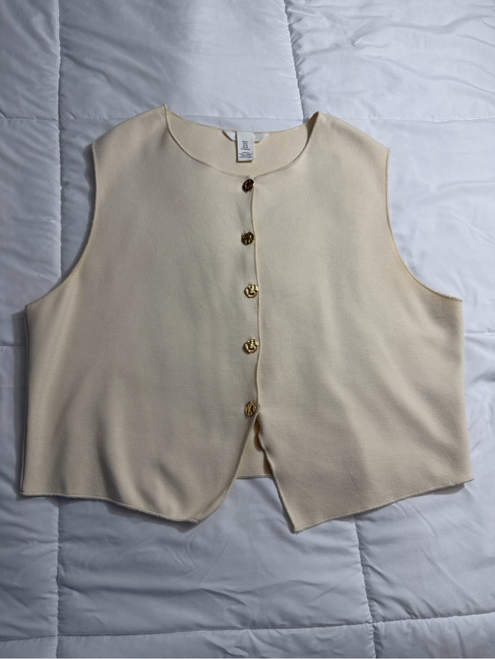 H&M Cream Sleeveless Button-Front Top with Gold Buttons